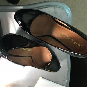 Pour La Victoire Patent Wedges